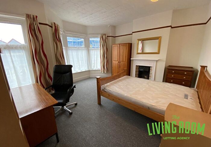 5 Bedroom House To Rent In Llanishen Street, Heath, CF14