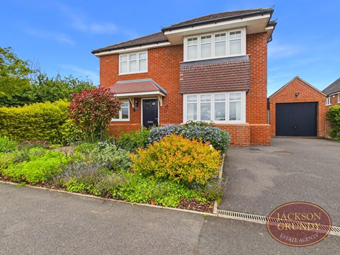 4 Bedroom Detached House For Sale In Bakers Lane, Long Buckby, NN6