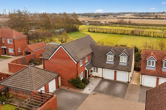 5 Bedroom Detached House For Sale In Shreeve Road, Blofield, Norwich, NR13