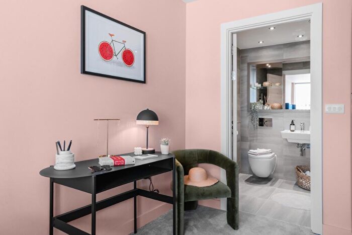 2 Bedroom Apartment To Rent In Broad Street, Birmingham, B15