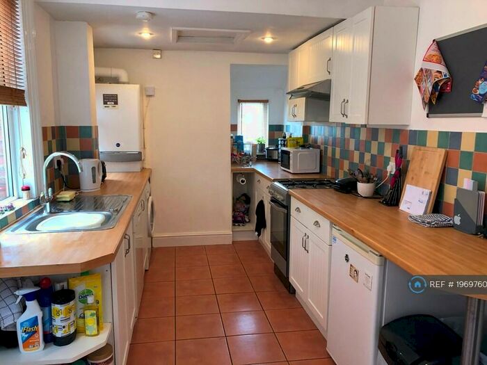 3 Bedroom Terraced House To Rent In Oxford Gardens, Stafford, ST16