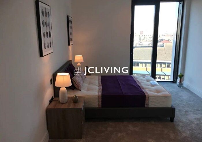 2 Bedroom Flat To Rent In Albert Embankment, London, SE1