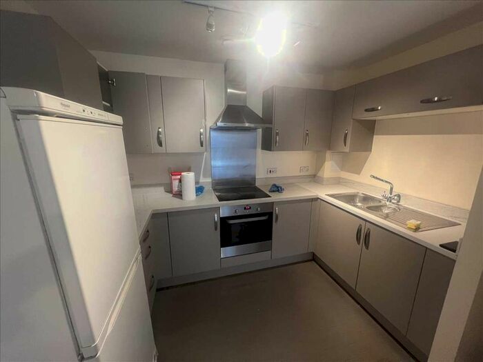 2 Bedroom Flat To Rent In Saxon House, Little Brights Road, Belvedere, DA17