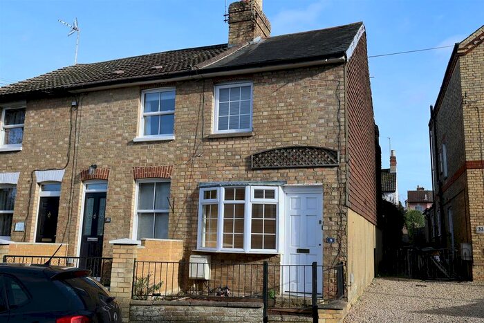 2 Bedroom End Of Terrace House To Rent In Hitchen Hatch Lane, Sevenoaks, TN13