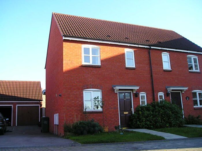 3 Bedroom Semi-Detached House To Rent In Poppy Close, Calne, SN11