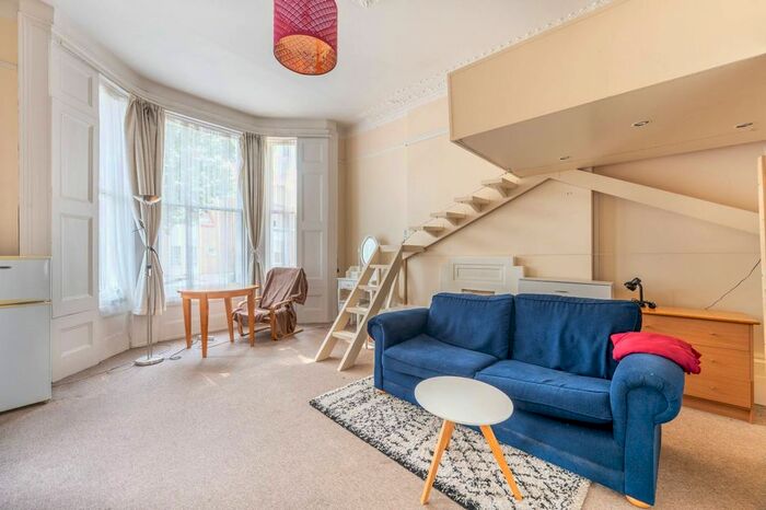 Studio To Rent In Tavistock Road, Westbourne Park, London, W11