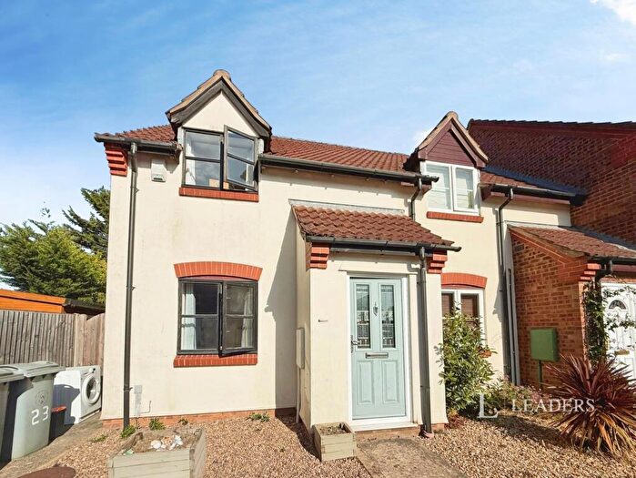 2 Bedroom Semi-Detached House To Rent In Blackthorn, Stamford, PE9