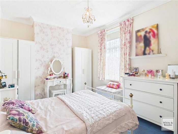 3 Bedroom Terraced House For Sale In Richmond Road, Gosport, PO12