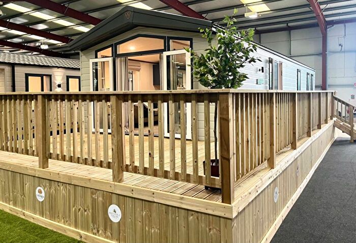 3 Bedroom Lodge For Sale In Malton Road, Pickering, YO18