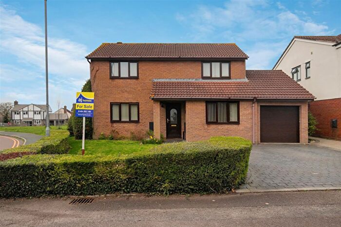 3 Bedroom Detached House For Sale In Oxbarton, Stoke Gifford, Bristol, BS34
