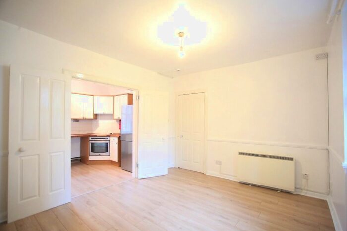 2 Bedroom Flat To Rent In West Port, Aitchisons Close, Grassmarket, Edinburgh, EH1