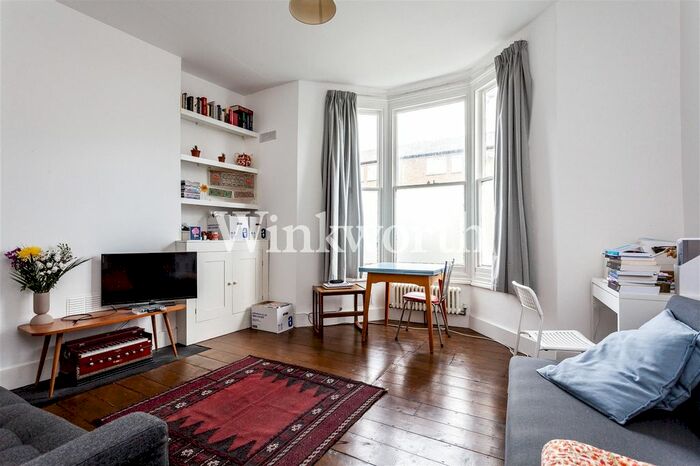 2 Bedroom Flat To Rent In Daleview Road, London, N15