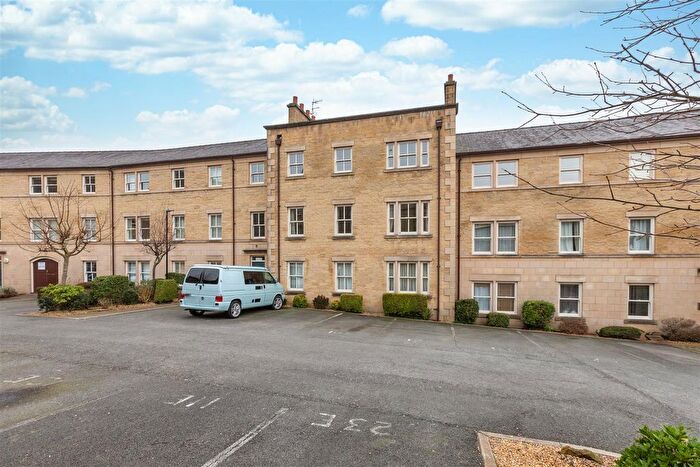 2 Bedroom Flat For Sale In Henry Street, Lancaster, LA1