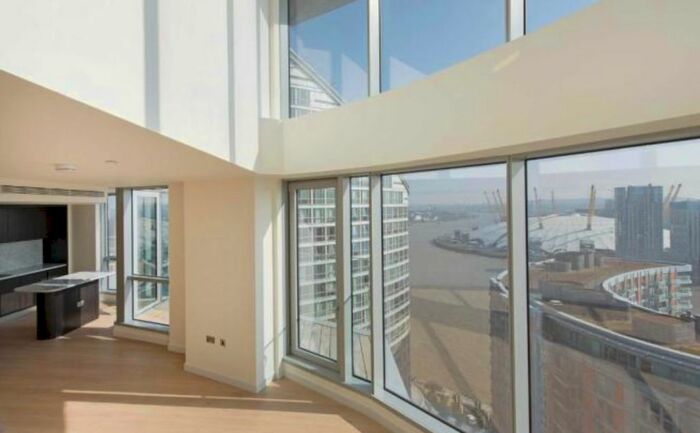 3 Bedroom Flat For Sale In Charrington Tower, Canary Wharf, E14