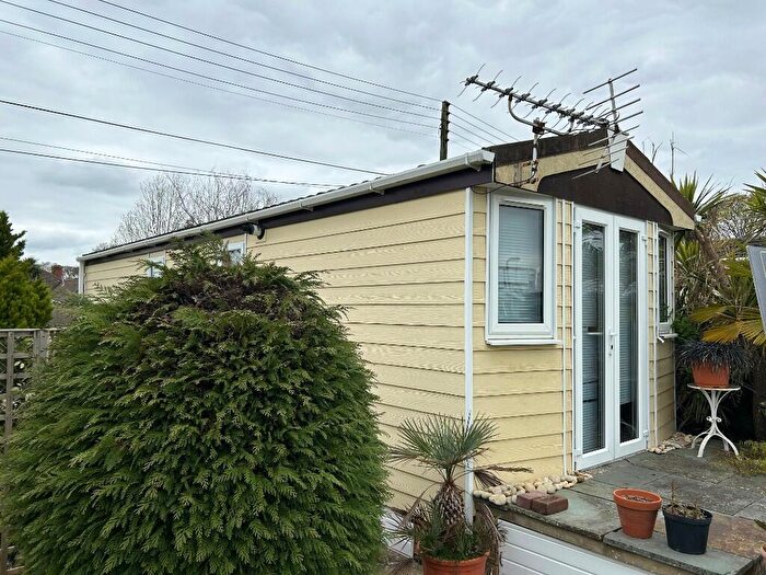 1 Bedroom Park Home For Sale In Chapel Lane, SO45