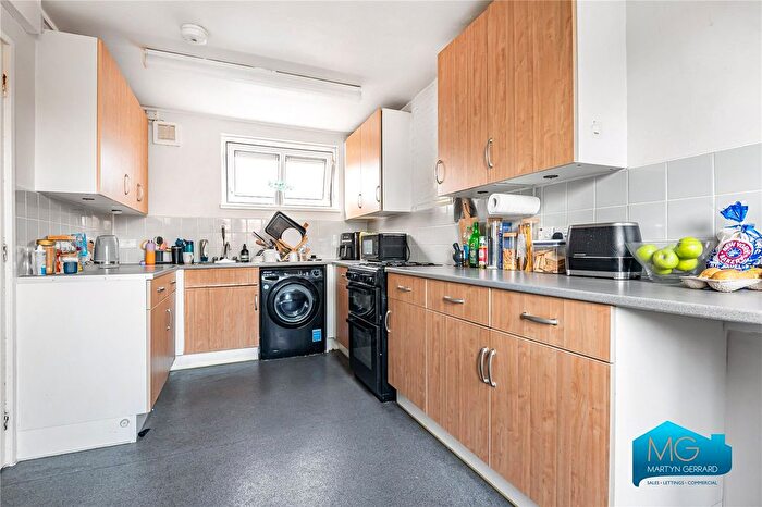 2 Bedroom Maisonette To Rent In Williamson Street, Islington, London, N7
