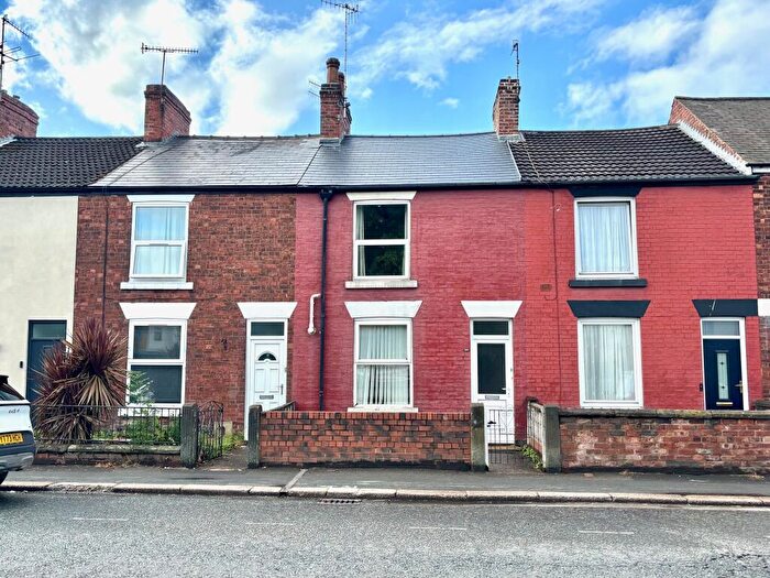 2 Bedroom House To Rent In Chatsworth Road, Brampton, Chesterfield, S40