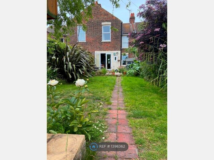 5 Bedroom Terraced House To Rent In Seaside., Eastbourne, BN22
