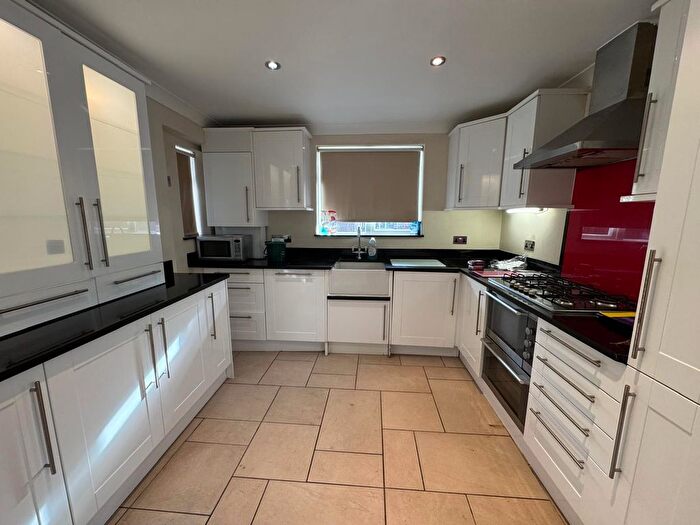 3 Bedroom Semi Detached House To Rent In Central Road, Wembley, HA0