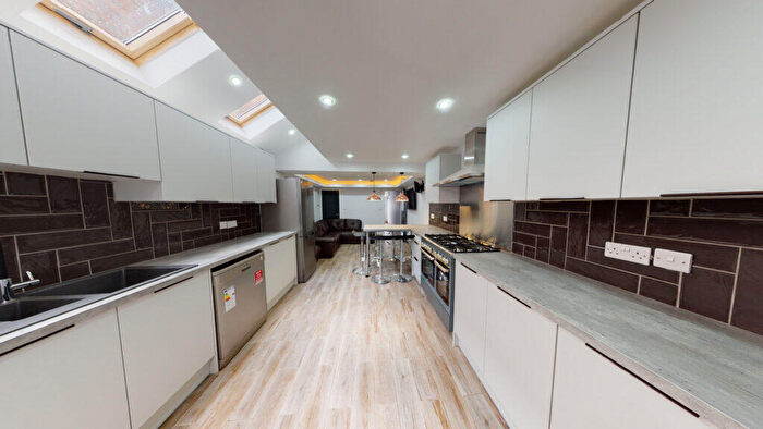 6 Bedroom House To Rent In Hubert Road, Birmingham, B29