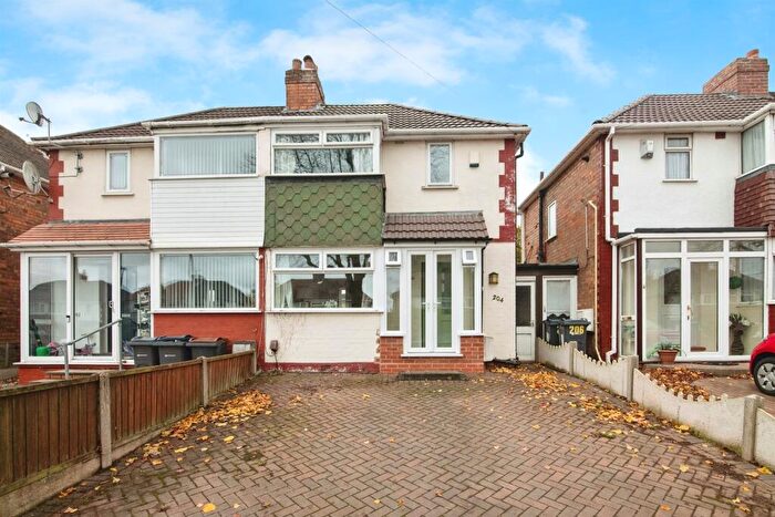 3 Bedroom Semi Detached House For Sale In Atlantic Road, Birmingham, B44