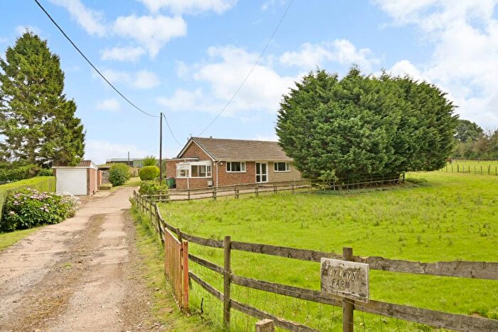 3 Bedroom Bungalow For Sale In School Road, Acrise, Folkestone, Kent, CT18