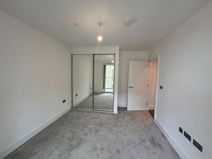 1 Bedroom Property To Rent In Sanday Drive, Colindale, London, NW9