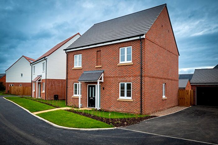 4 Bedroom Detached House For Sale In Pershore, Worcestershire, WR10