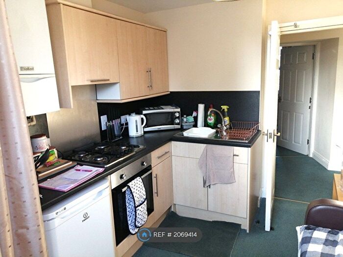 1 Bedroom Flat To Rent In Castle Street, Kendal, LA9