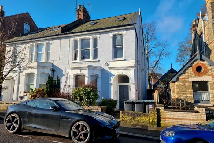 1 Bedroom Flat To Rent In Bishops Road, Highgate, N6