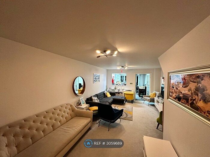 2 Bedroom Terraced House To Rent In Hopwood Close, Watford, WD17