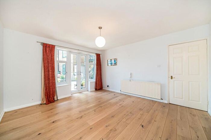 2 Bedroom Flat For Sale In Wharf Place, London, E2