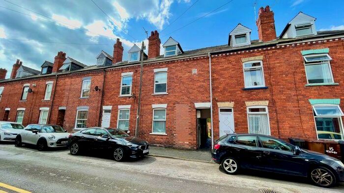 6 Bedroom Terraced House For Sale In Hereward Street, Uphill, Lincoln, LN1