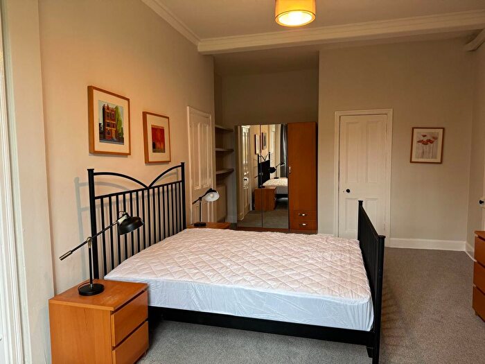 1 Bedroom Flat To Rent In Springvalley Terrace, Edinburgh, EH10