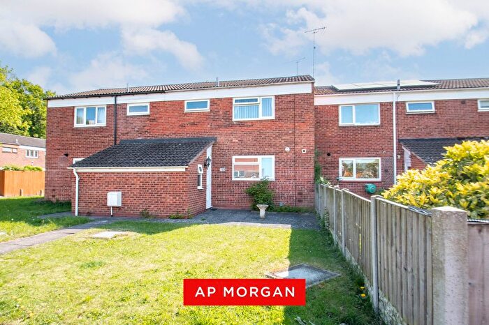 3 Bedroom Terraced House For Sale In Ibstock Close, Winyates East, Redditch, Worcestershire, B98