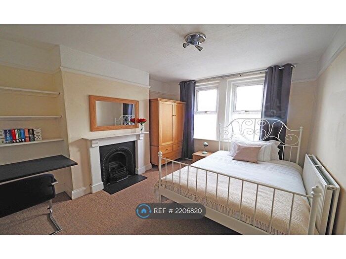 5 Bedroom Terraced House To Rent In Lymore Avenue, Bath, BA2