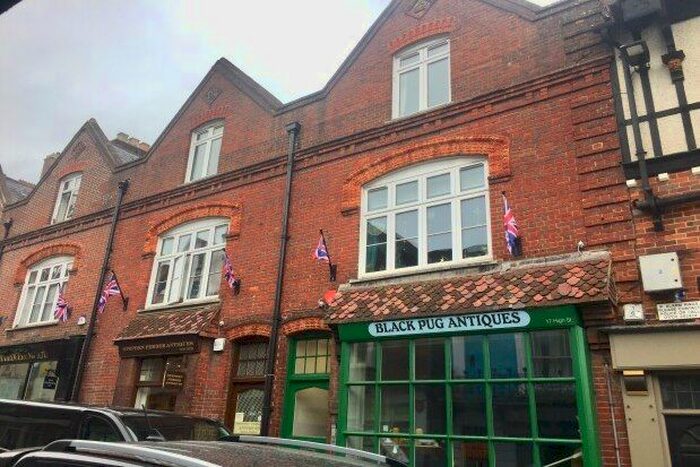 1 Bedroom Flat To Rent In Crown House, Lyndhurst, SO43