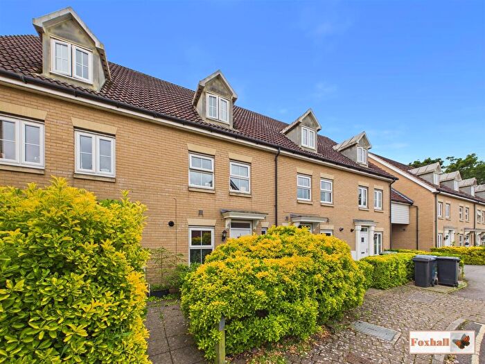 3 Bedroom Terraced House For Sale In Mackintosh Close, Ipswich, IP3