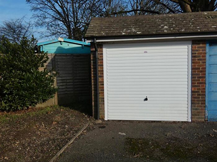 Garage / Parking To Rent In Allangate Drive, Rustington, Littlehampton, BN16