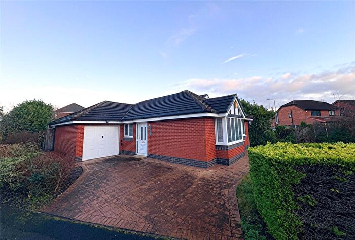 3 Bedroom Bungalow To Rent In Masefield Grove, Childwall, Liverpool, Merseyside, L16