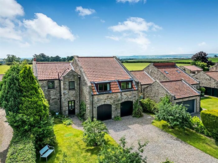 6 Bedroom Detached House For Sale In Highcliffe Edge, Winston, Darlington, DL2