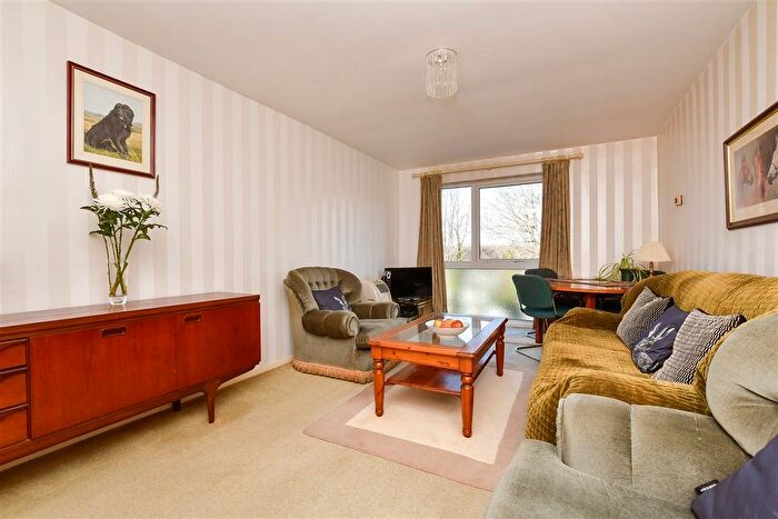 1 Bedroom Flat For Sale In Eaton Road, Sutton, Surrey, SM2