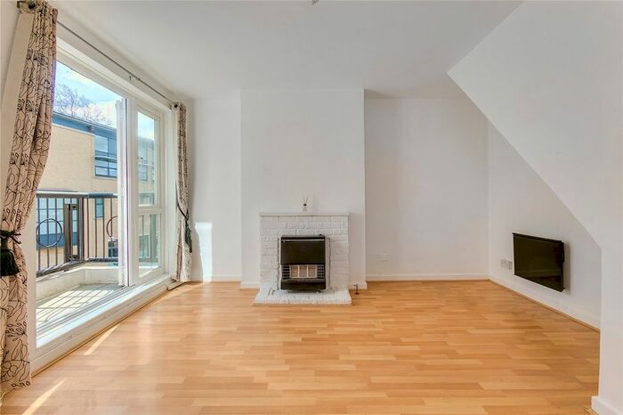 2 Bedroom Flat To Rent In Mcgregor Court, Fanshaw Street, N1