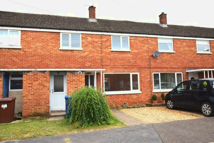 2 Bedroom Terraced House To Rent In Fairhaven Road, Bicester, Oxfordshire, OX27