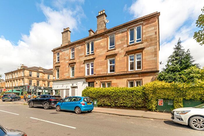 3 Bedroom Apartment For Sale In Queens Drive, Strathbungo, Glasgow, G42