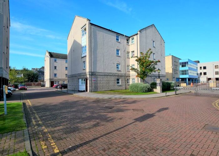 2 Bedroom Flat To Rent In Charles Street, Aberdeen, AB25