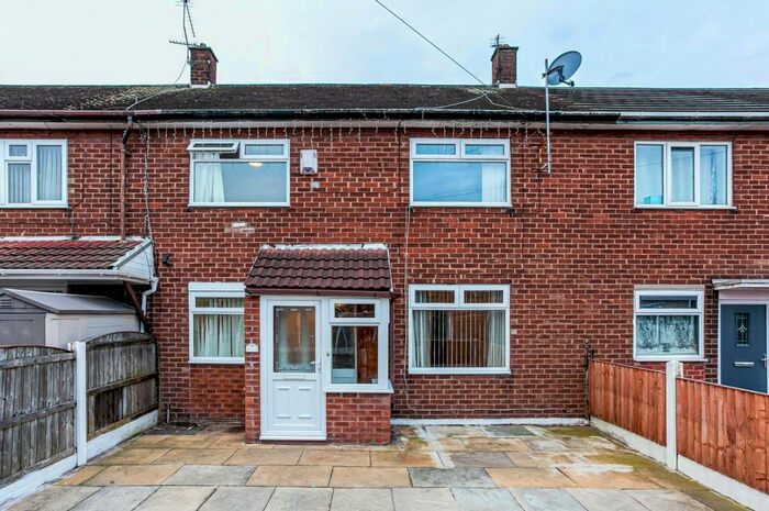 3 Bedroom Terraced House To Rent In Broom Road, Partington, Manchester, M31