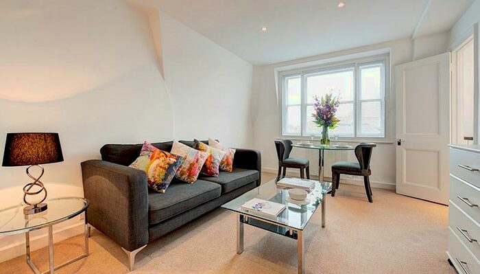 Studio To Rent In Hill Street, Mayfair, London, W1J