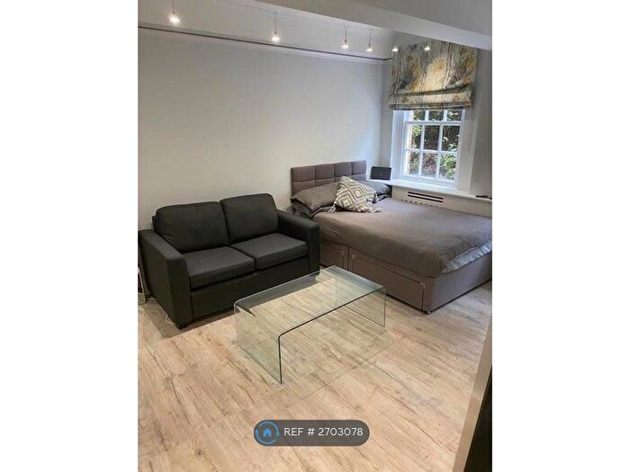 Studio To Rent In Pelham Court, London, SW3