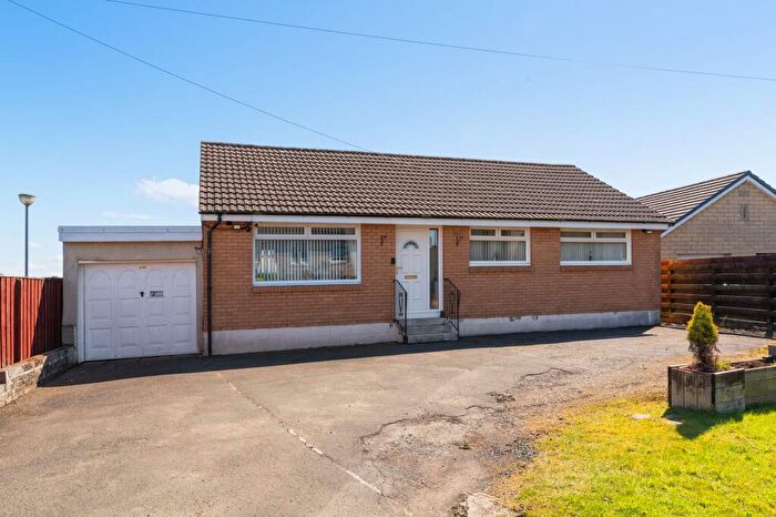 3 Bedroom Detached Bungalow For Sale In Coatbridge Road, Glenmavis, ML6